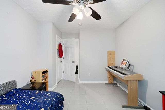 279 Hiawassee Drive, Woodstock, GA 30188