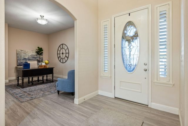 239 N Preston Street, Visalia, CA 93291