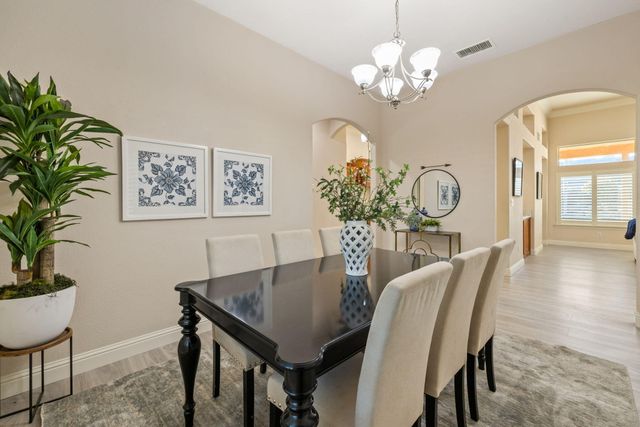 239 N Preston Street, Visalia, CA 93291