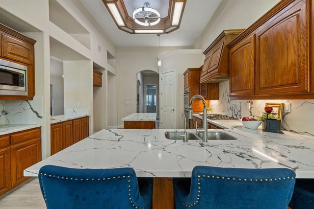 239 N Preston Street, Visalia, CA 93291