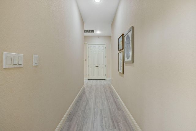 239 N Preston Street, Visalia, CA 93291