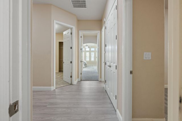 239 N Preston Street, Visalia, CA 93291