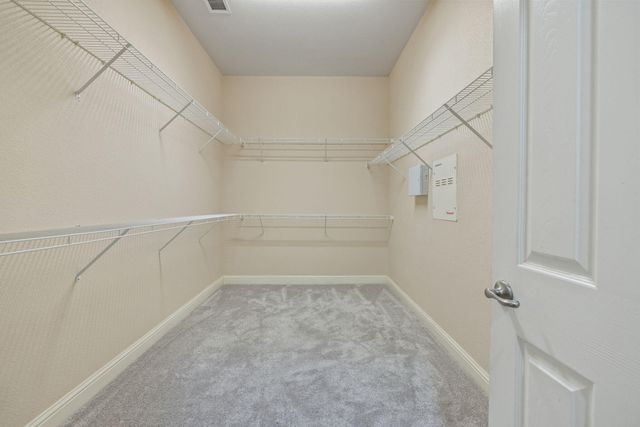 239 N Preston Street, Visalia, CA 93291