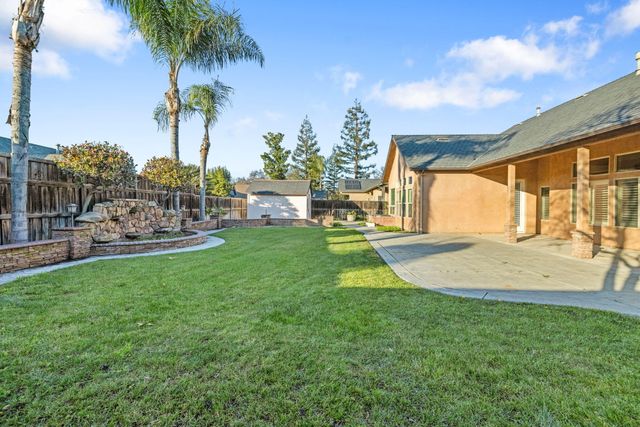 239 N Preston Street, Visalia, CA 93291