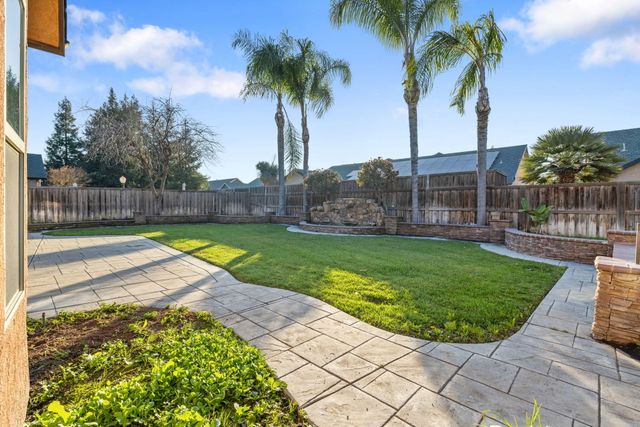 239 N Preston Street, Visalia, CA 93291