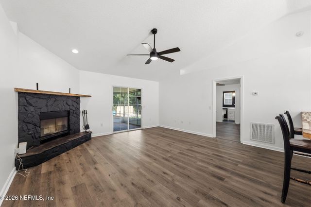 2720 E FENNEL Court, Middleburg, FL 32068
