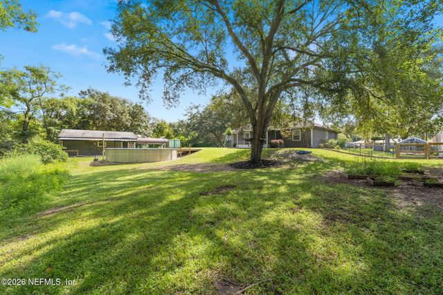 2720 E FENNEL Court, Middleburg, FL 32068