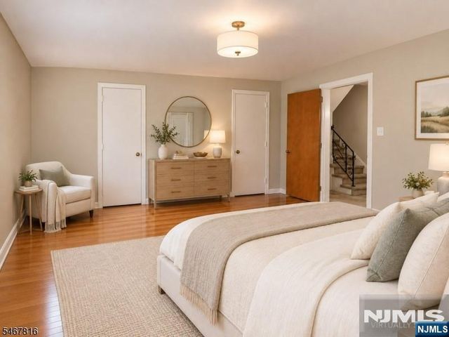 33 Longacre Drive, Livingston, NJ 07039