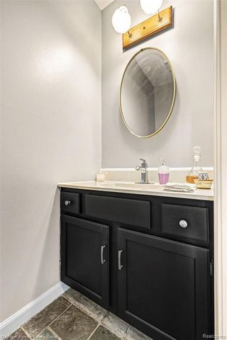 1437 Lantern Lane, Rochester Hills, MI 48306