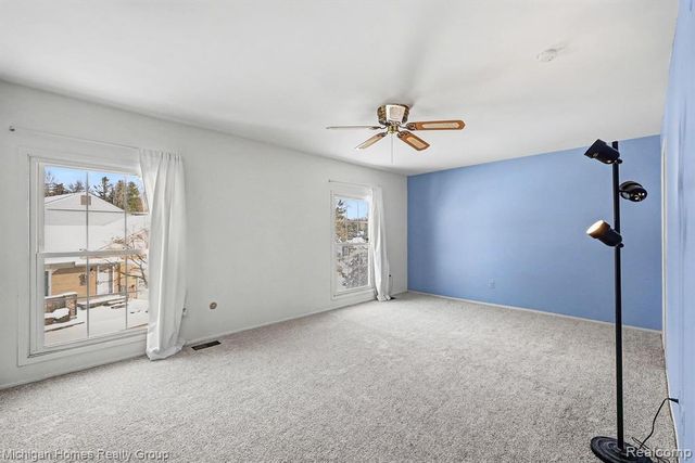 1437 Lantern Lane, Rochester Hills, MI 48306