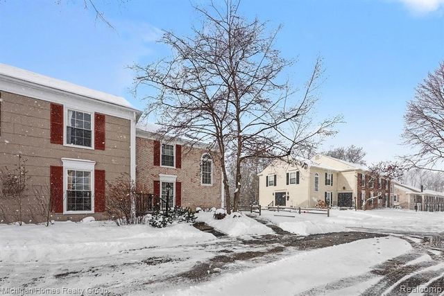 1437 Lantern Lane, Rochester Hills, MI 48306