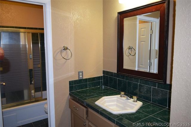 1199 E Reynolds Road, Mcalester, OK 74501