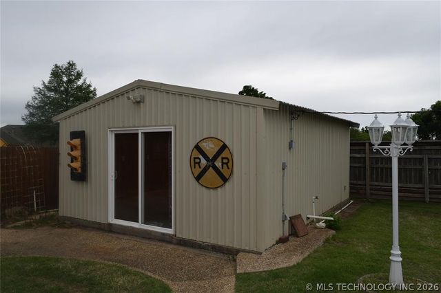 1199 E Reynolds Road, Mcalester, OK 74501