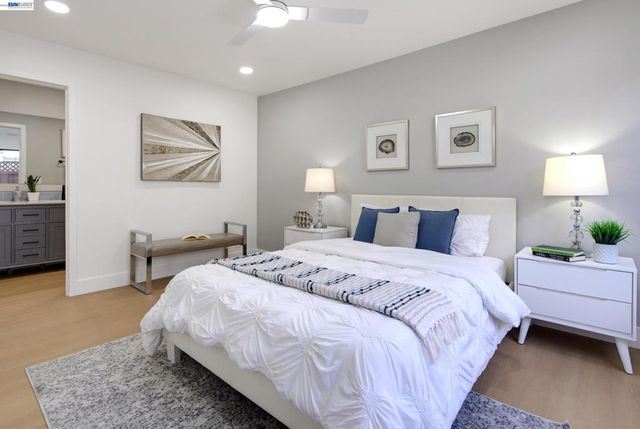 1487 Fry Ln, Hayward, CA 94545