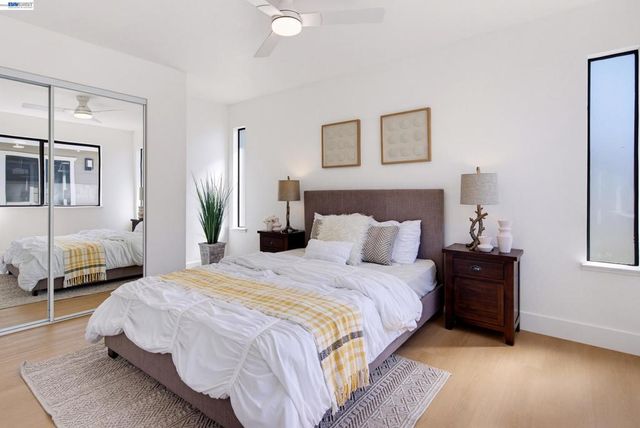 1487 Fry Ln, Hayward, CA 94545