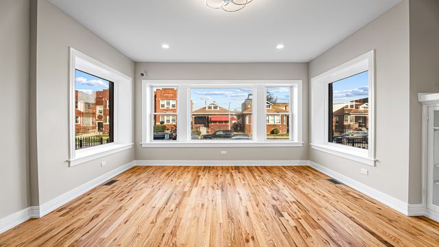 7830 S Marshfield Avenue, Chicago, IL 60620