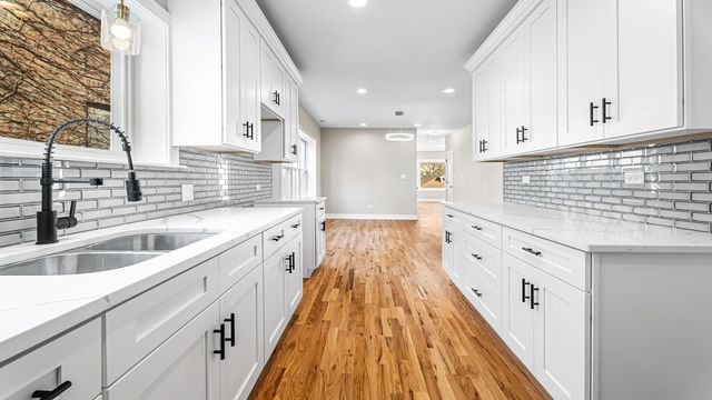 7830 S Marshfield Avenue, Chicago, IL 60620