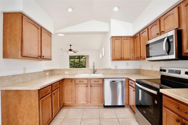 27210 STONEY BROOK DRIVE, Leesburg, FL 34748