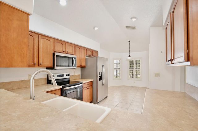 27210 STONEY BROOK DRIVE, Leesburg, FL 34748