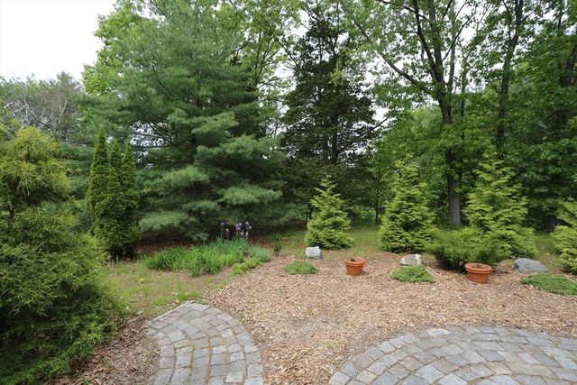 1 Piper Rd, Lexington, MA 02421