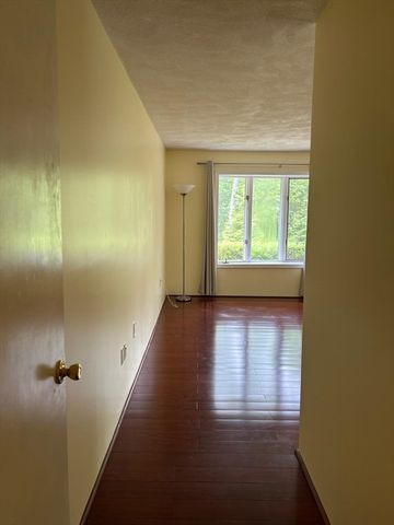1 Piper Rd, Lexington, MA 02421