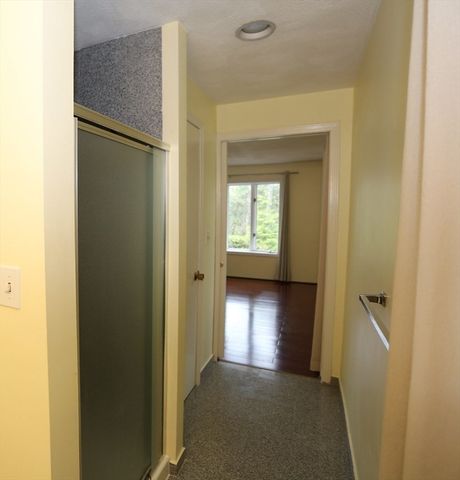 1 Piper Rd, Lexington, MA 02421