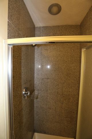 1 Piper Rd, Lexington, MA 02421