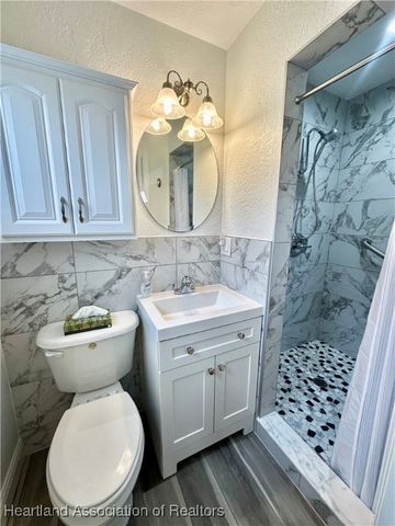 3350 Lakeview Drive, Sebring, FL 33870