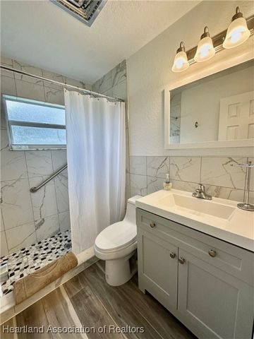 3350 Lakeview Drive, Sebring, FL 33870