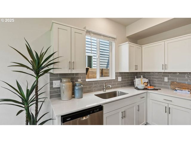 3516 Sw Binford Ave, Gresham, OR 97080