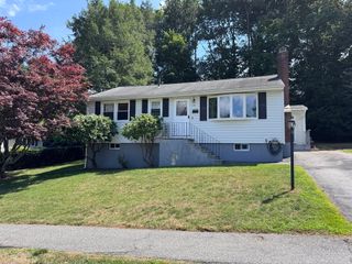 34 Downing Road, Peabody, MA 01960