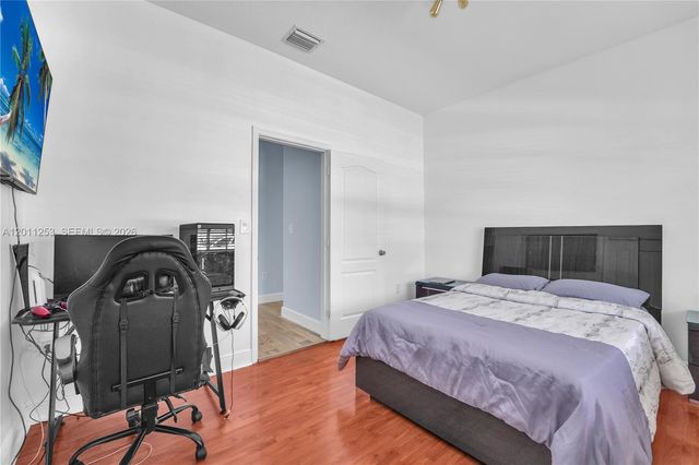 16266 SW 54th Ter 0, Miami, FL 33185