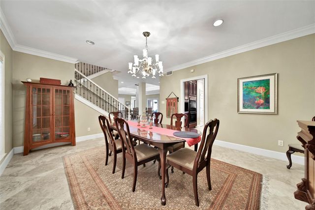 248 Bryn Mawr Circle, Hunters Creek Village, TX 77024