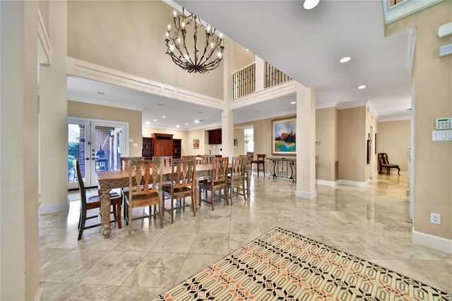 248 Bryn Mawr Circle, Hunters Creek Village, TX 77024