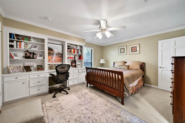 248 Bryn Mawr Circle, Hunters Creek Village, TX 77024