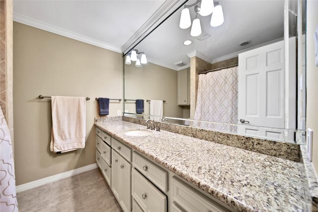 248 Bryn Mawr Circle, Hunters Creek Village, TX 77024