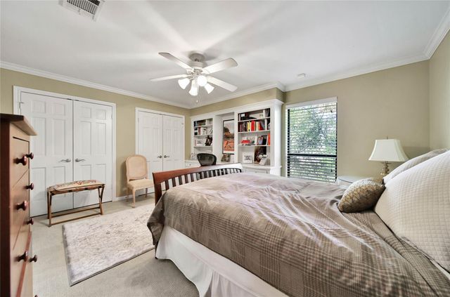 248 Bryn Mawr Circle, Hunters Creek Village, TX 77024