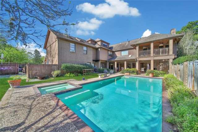 248 Bryn Mawr Circle, Hunters Creek Village, TX 77024