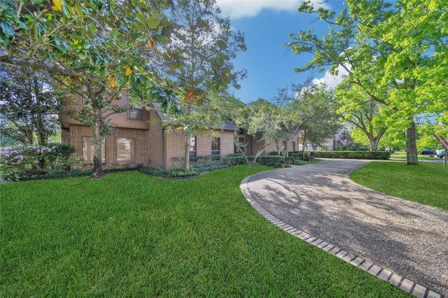 248 Bryn Mawr Circle, Hunters Creek Village, TX 77024
