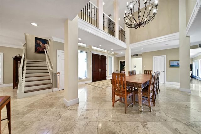 248 Bryn Mawr Circle, Hunters Creek Village, TX 77024