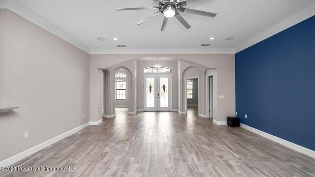 2120 Southern Oaks Lane, Lakeland, FL 33813