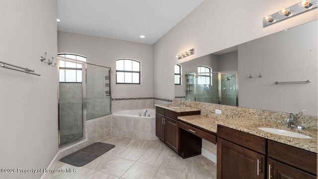 2120 Southern Oaks Lane, Lakeland, FL 33813