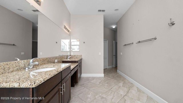 2120 Southern Oaks Lane, Lakeland, FL 33813