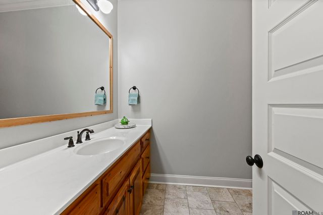 8797 Ritchie Ln, St Francisville, LA 70775