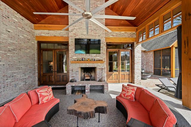 8797 Ritchie Ln, St Francisville, LA 70775