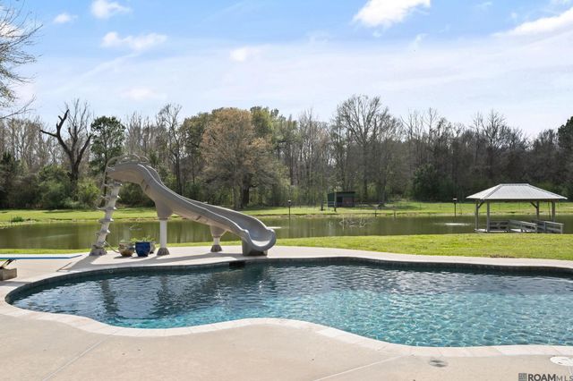 8797 Ritchie Ln, St Francisville, LA 70775