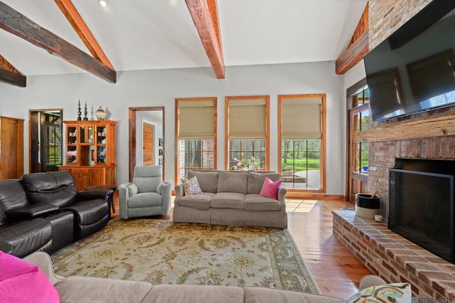 8797 Ritchie Ln, St Francisville, LA 70775