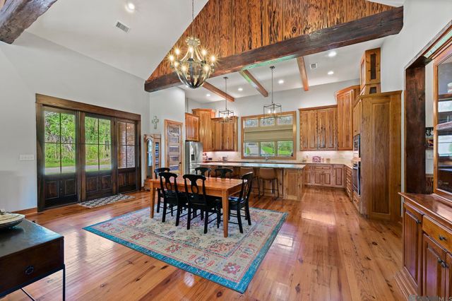 8797 Ritchie Ln, St Francisville, LA 70775