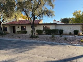 2438 San Lucas Circle, Las Vegas, NV 89121
