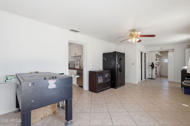 410 W PARKWAY Boulevard, Tempe, AZ 85281